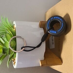 Unbranded Tire Swing Keychain Unisex NEW‎ Blue Trim/Black Tire Auto Office Gift